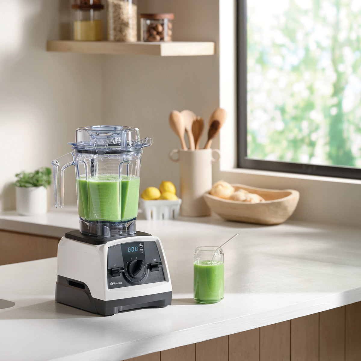 【数量限定セール】 バイタミックス Vitamix ミキサー V1200i ブラック 1.4Lコンテナ（ECO限定モデル） 日本正規輸入代理店 安心の直営店理店 安心の直営店